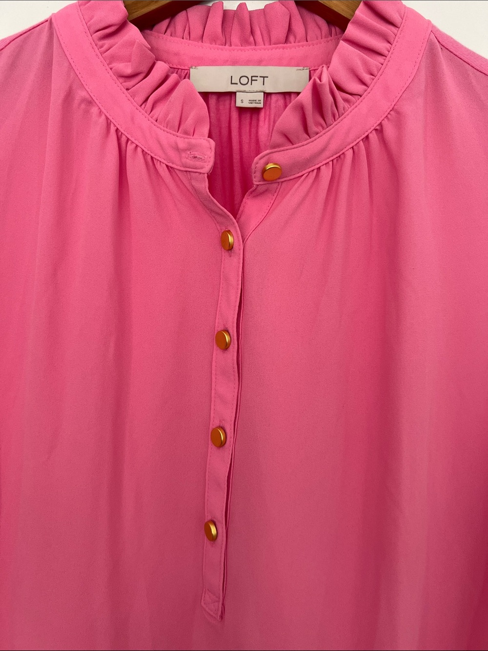 LOFT Pink Sleeveless Ruffle-Neck Button-Front Shell - Picture 2 of 7